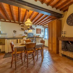 Romantica Casina Nel Borgo Vicino Siena , Murlo Italia